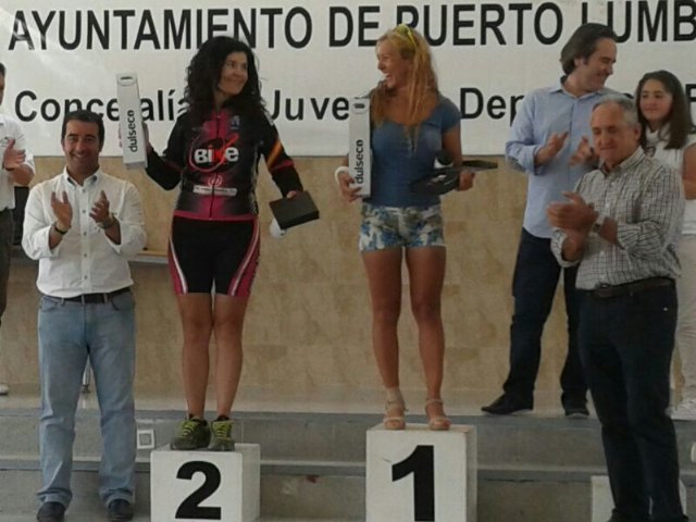 Mica Día en el 2º puesto del podium