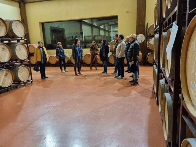 Intercambio de experiencias entre establecimientos turísticos de las rutas del vino de Jumilla y Bullas