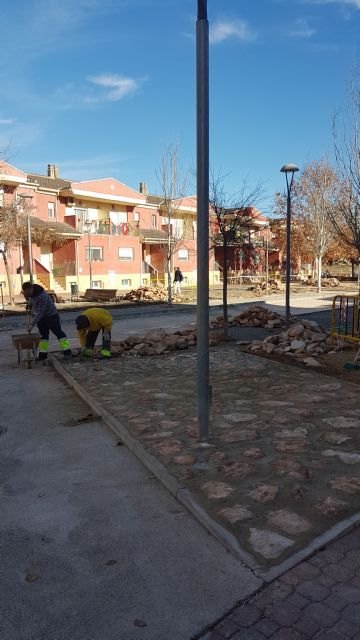 Obras de acondicionamiento en las calles Religiosas Amor de Dios y Don Francisco Pascual