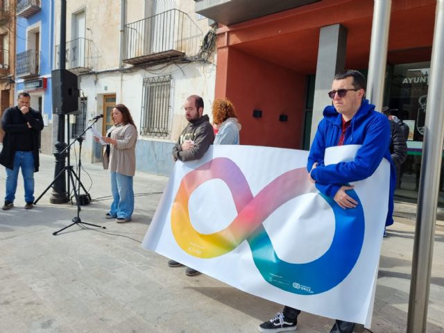 Bullas se une a la conmemoración del Día Mundial de Concienciación sobre el Autismo