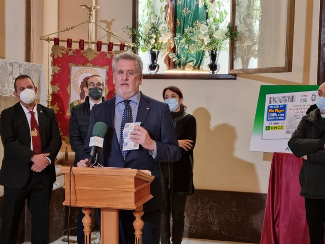 La Cofradía de San Juan Evangelista 'Los Blancos' estará en el cupón de la ONCE