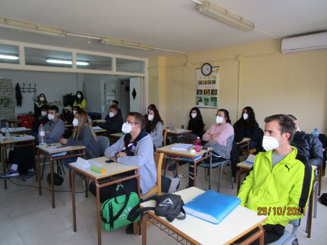 Formación igualdad y prevención violencia de género  en pmef 'jardines de bullas'