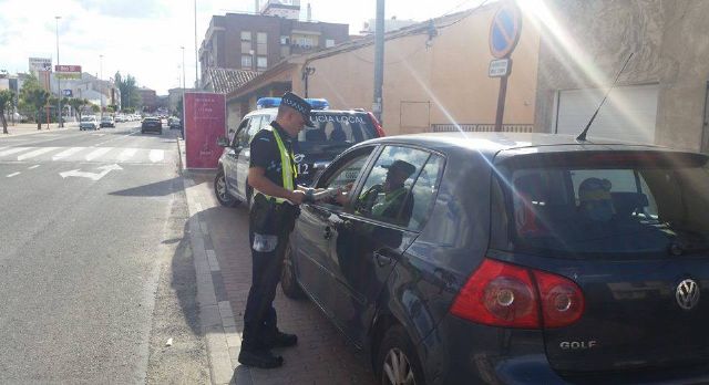 La Policía Local de Bullas se une a la campaña de la DGT sobre el  control de la 'Tasa de alcohol y presencia de drogas en conductores'