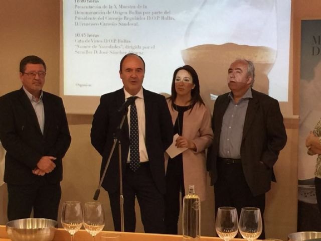 Agricultura destaca el buen posicionamiento de los vinos de la D.O. Bullas por la calidad de los procesos de cultivo y elaboración