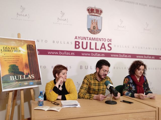 Bullas celebra el Día del Libro con cuentacuentos, gimkanas, concursos y una masterclass de Salva Espín ilustrador de Marvel