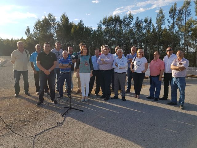 Comienza a funcionar una instalación fotovoltaica que producirá energía para bombardear agua al embalse de la Comunidad de Regantes de Los Olmos de Bullas