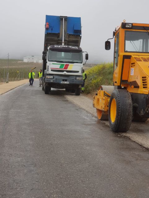 El Ayuntamiento de Bullas asfalta el camino del Salto del Usero