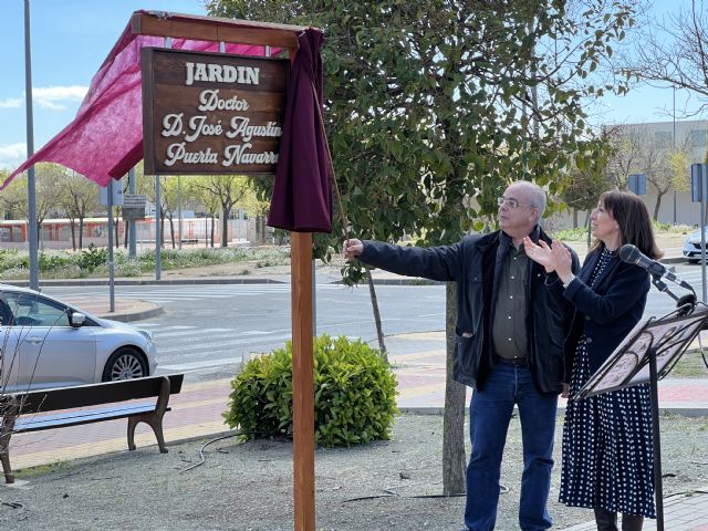 Descubrimiento de la placa del Jardín Doctor D. José Agustín Puerta Navarro