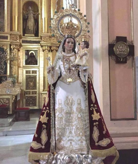 Bullas se prepara para la fiesta de la Virgen del Rosario