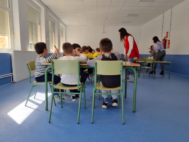 Abren los comedores escolares de Bullas con una muy buena acogida