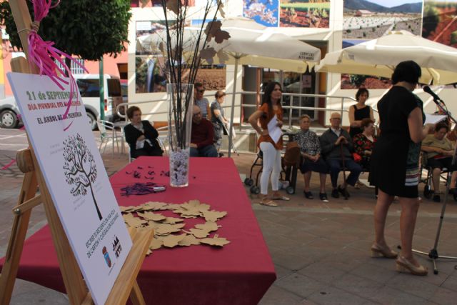 Bullas conmemora el Día Mundial del Alzheimer