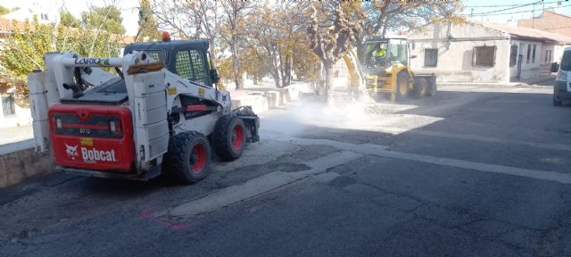 Obras de asfaltado y pintado en Bullas