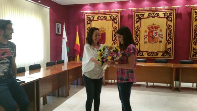 El Ayuntamiento rinde homenaje a la ganadora del Open Matemático