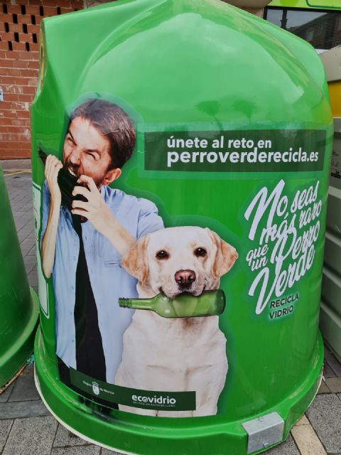 Bullas se suma a la campaña ´No seas más raro que un perro verde, Recicla Vidrio´