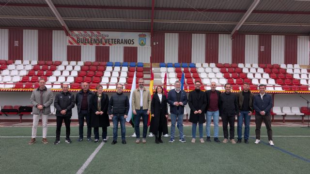 Bullas se beneficia de la inversión estatal en deporte con la mejora del campo Nicolás de Las Pe&ntilde;as