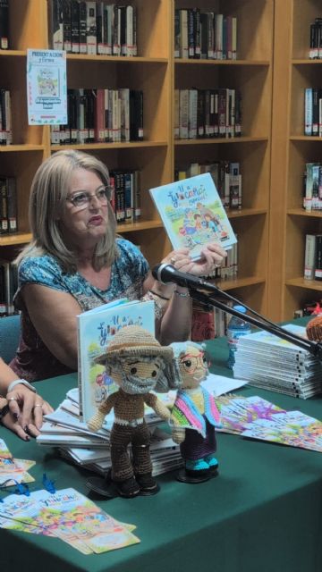 La Biblioteca Municipal de Bullas acoge la presentación y firma del cuento infantil 'Una Yincana Muy Especial'