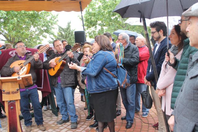 La buena relación entre Betanzos y Bullas queda demostrada con la inauguración del Jardín de Betanzos