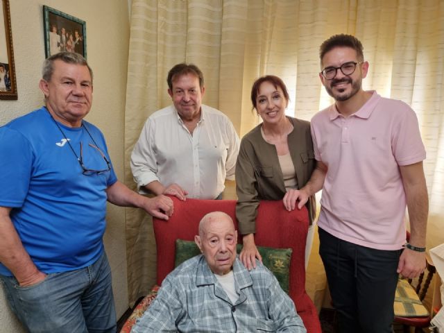 Homenaje a Lázaro López Sánchez por su centenario