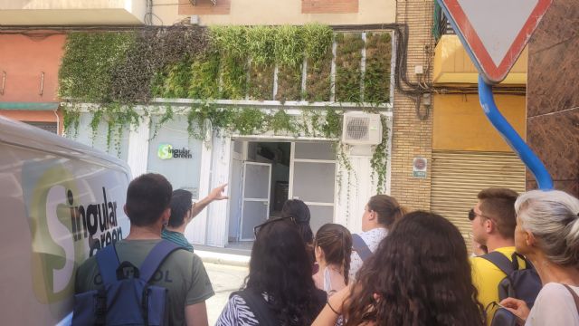 Los alumnos y alumnas del Programa de Empleo Mixto visitan Singular Green en Alicante