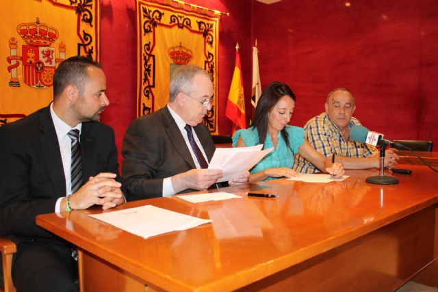 La Fundación Caja Murcia renueva su convenio de colaboración con el Ayuntamiento y los clubes de tercera edad de Bullas y La Copa