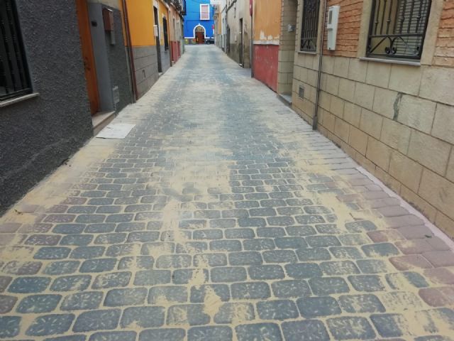 Obras de pavimentación en la Calle Fútbol Viejo