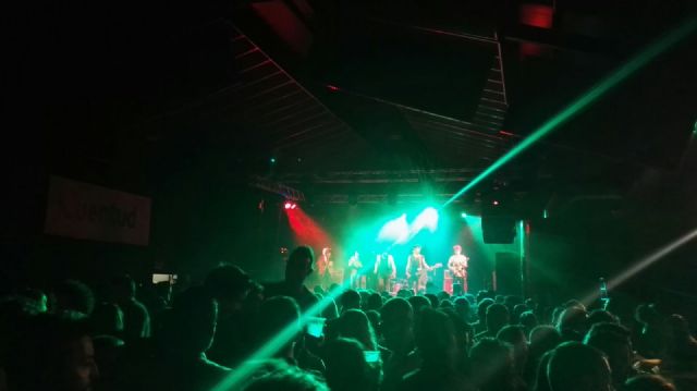 El Bullrock reúne a un numeroso público deseoso de escuchar rock y heavy metal